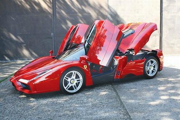 Photo:  Ferrari Enzo 01